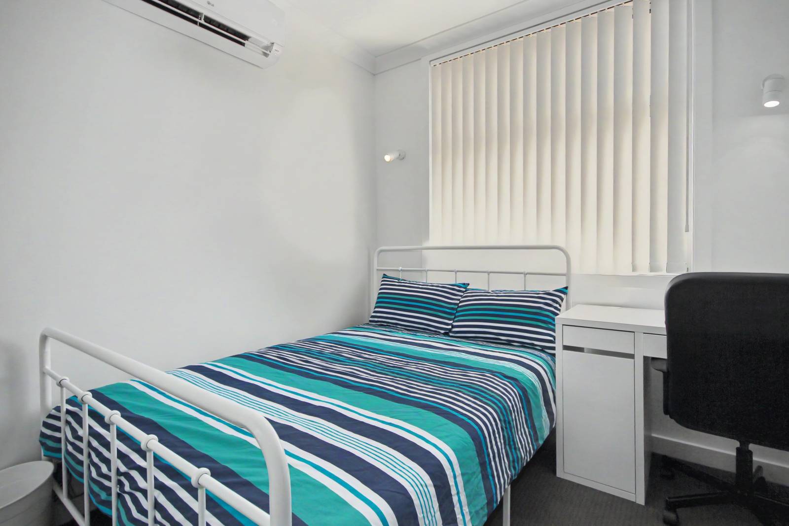 1 Norman-Room A-016