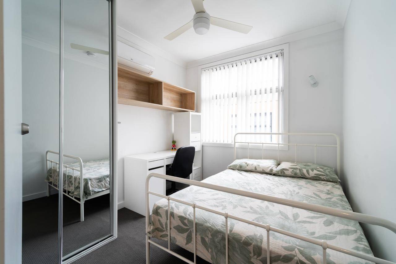 1 Norman-Room E-025