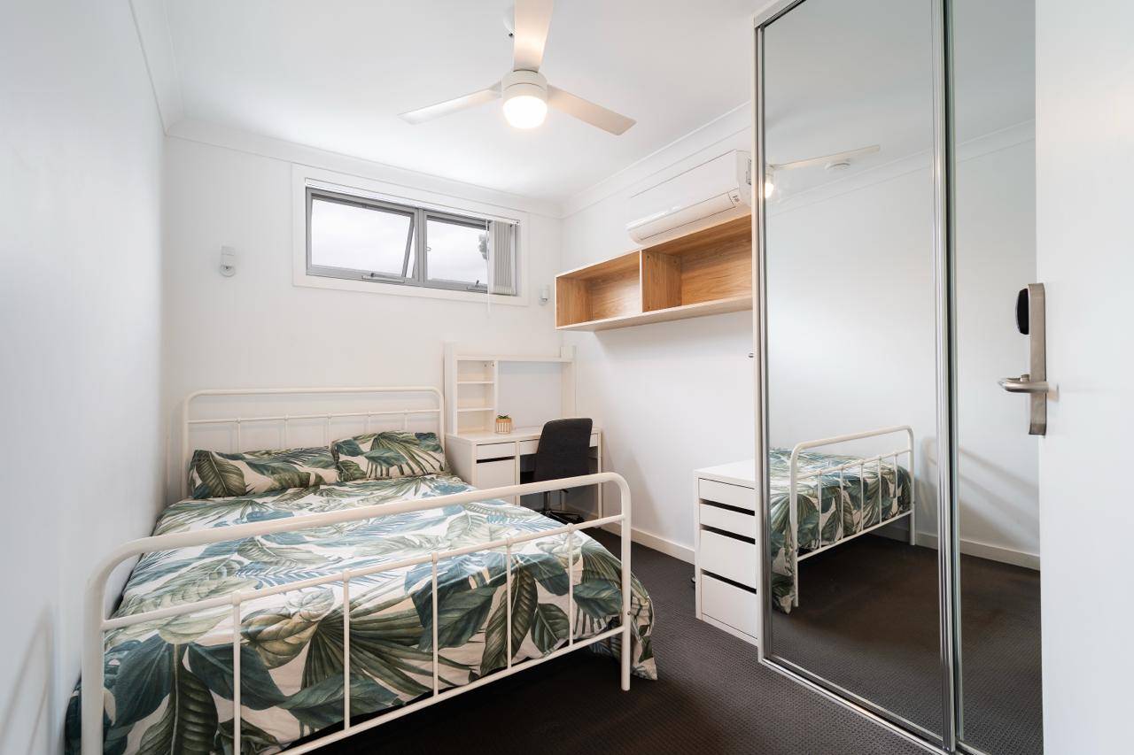 1 Norman-Room H-032