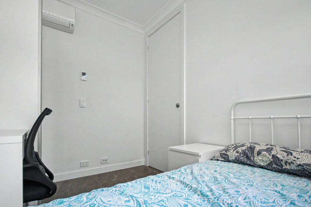 1 Norman-Room J-038