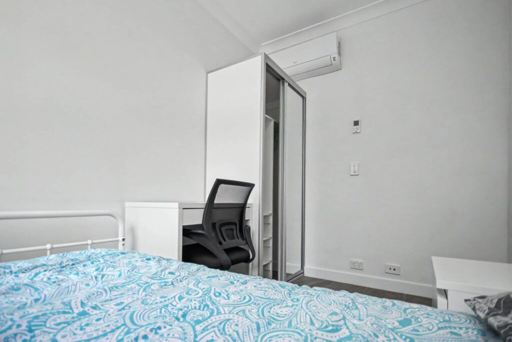 1 Norman-Room J-039
