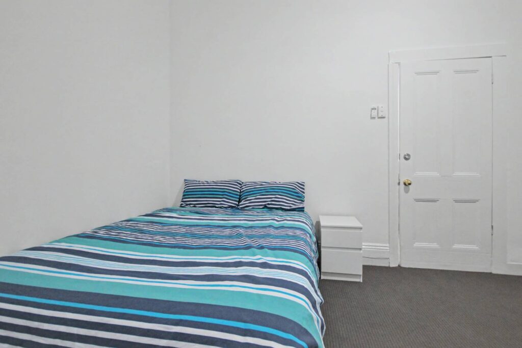 102-Philip-Street-Room B-016