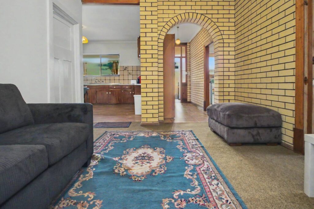 13-Rankine-Rd-Mile-End-Main House-007