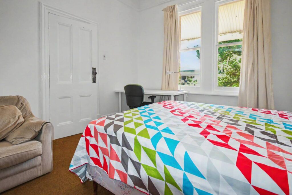 13-Rankine-Rd-Mile-End-Room A-012