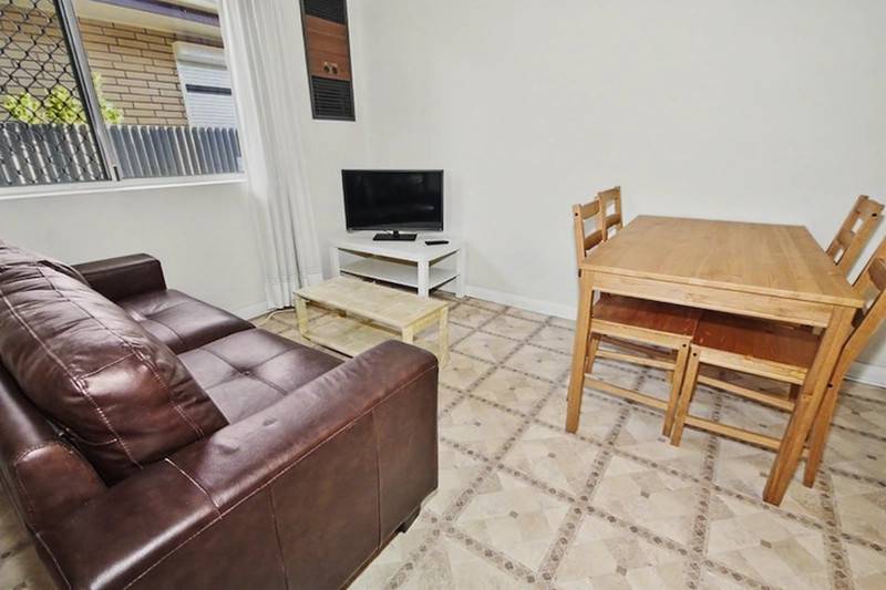 17-Adelaide-Maylands-Main House-007