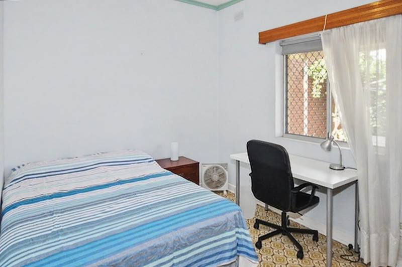 17-Adelaide-Maylands-Room C-018