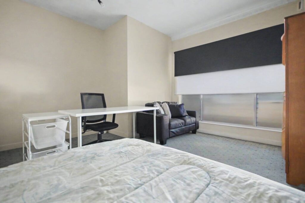 17-Adelaide-Maylands-Room F-033