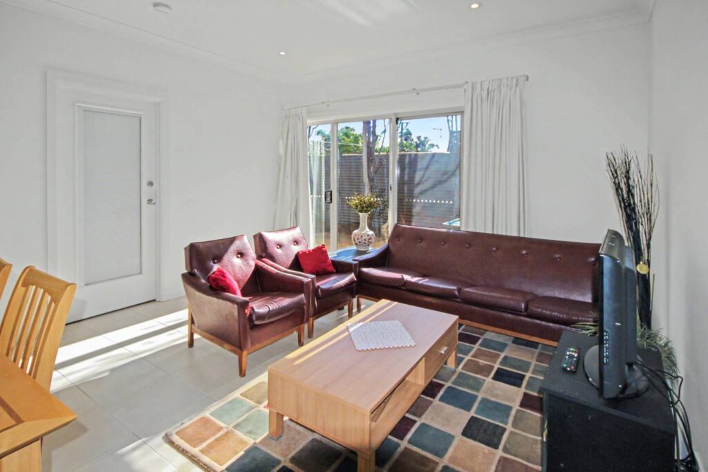 17a-Gameau-Rd-Paradise-Main House-001