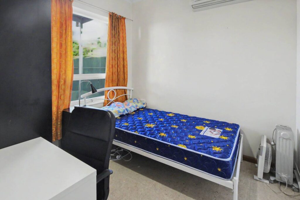 19-Henley-Street-Mile-End-Room F-028