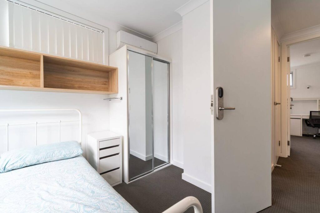 2 Norman-Room G-033