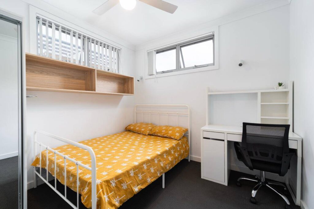 2 Norman-Room H-034