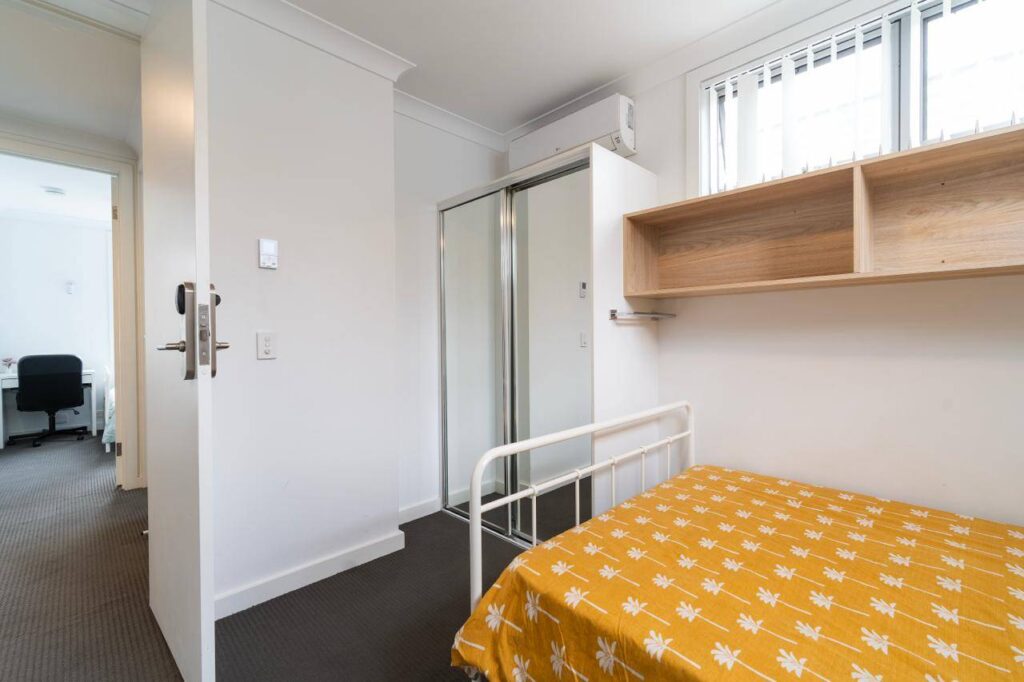 3-Norman-Room H-034