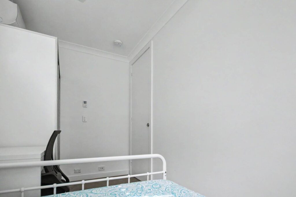 3-Norman-Room J-040