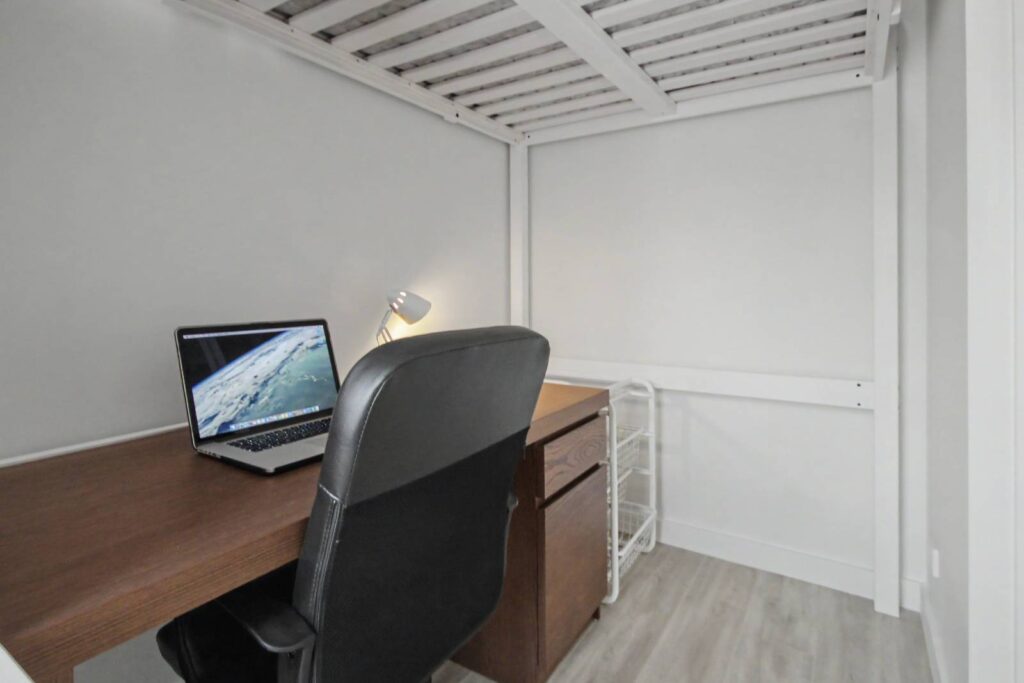3a-Fifth-at-Brompton-Room A-010