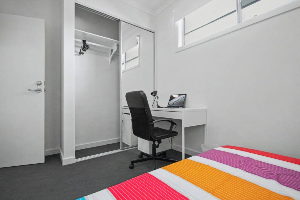 3a-Fifth-at-Brompton-Room E-028