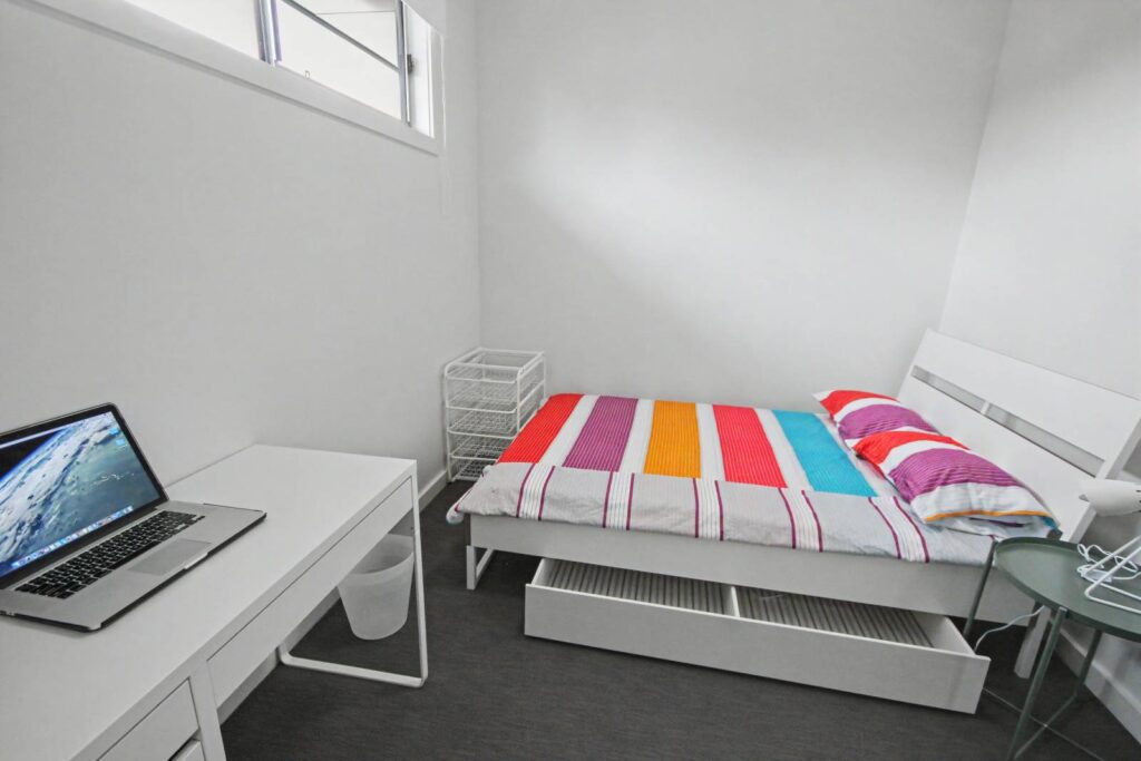 3a-Fifth-at-Brompton-Room E-030
