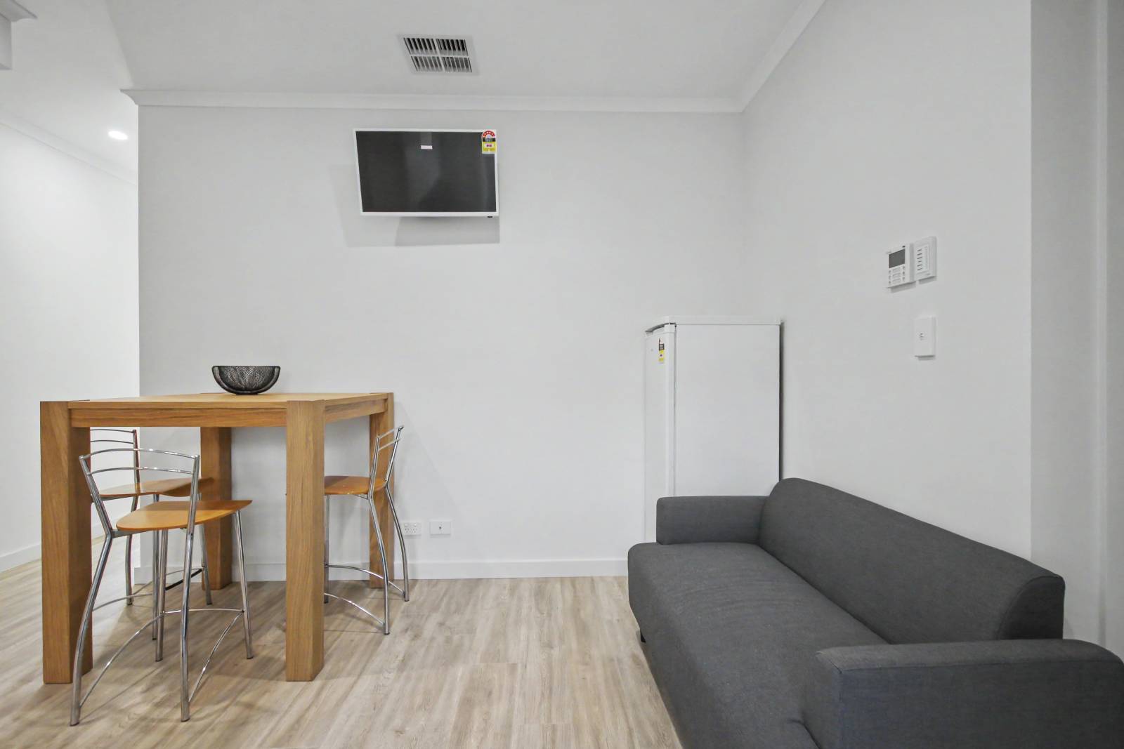 3b-Fifth-at-Brompton-Main House-002