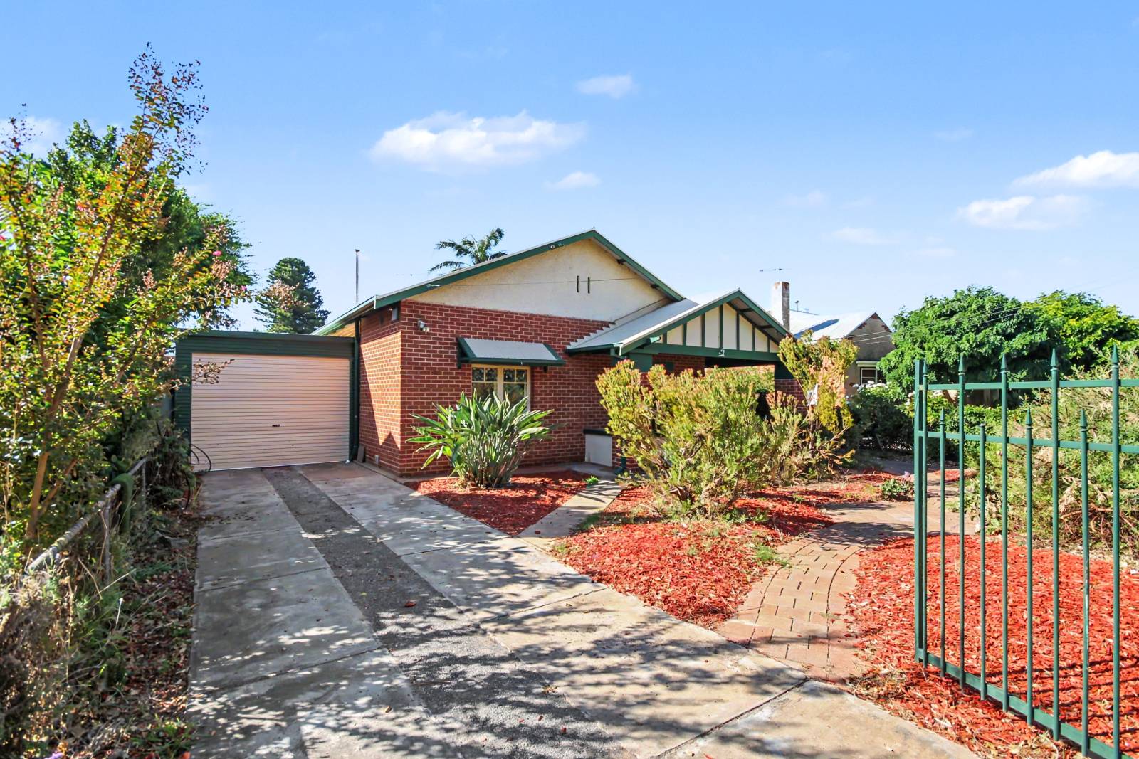 60-Collingrove-Avenue-Broadview-Main House-001