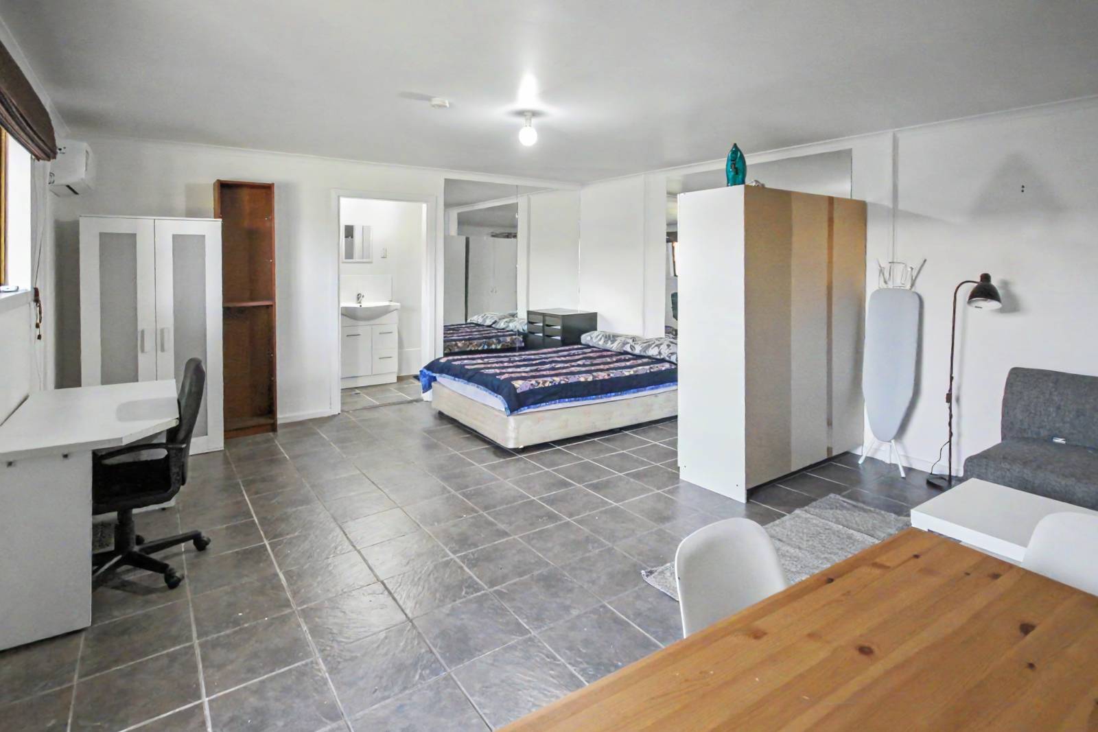 60-Collingrove-Avenue-Broadview-Room F-032
