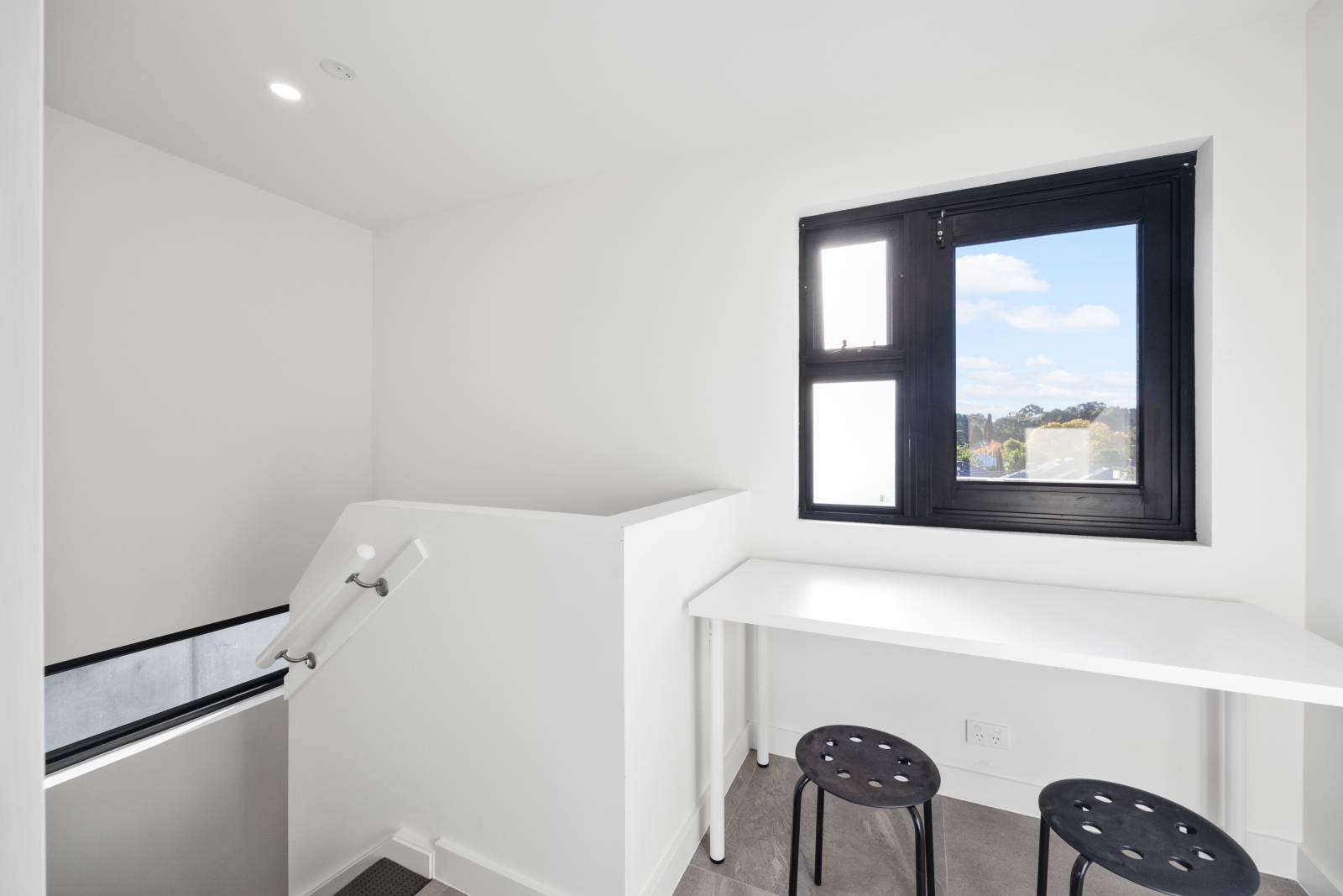 Woodmere-House-002